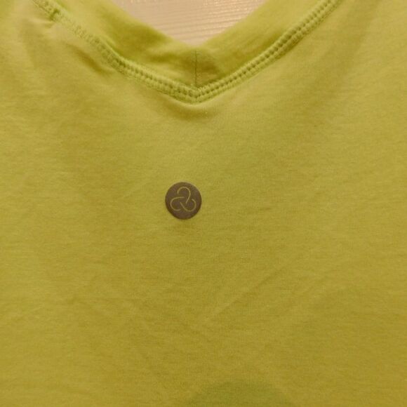 Zella Double V Neck Workout Top (C2) - Picture 3 of 4